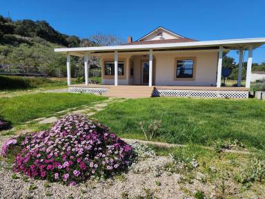Main picture of 2551 Avena Rd