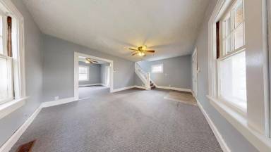 Main picture of 33 State St