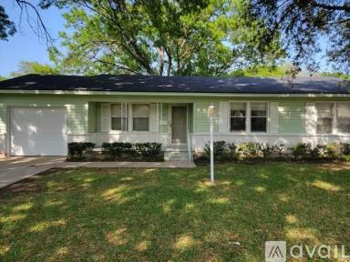 Main picture of 2025 Mountainview Dr