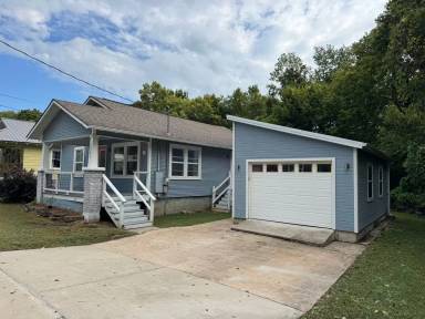 Main picture of 320 S Washington Ave