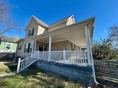 Main picture of 1502 Lexington Ave