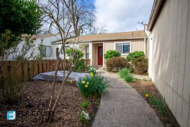 Main picture of 2046 NW Arthur Pl