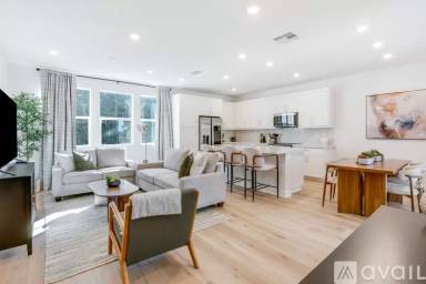 Main picture of 414 Caliper Way