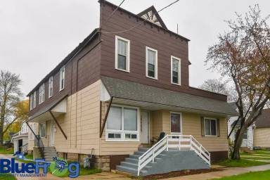 Main picture of 901 Harvey St
