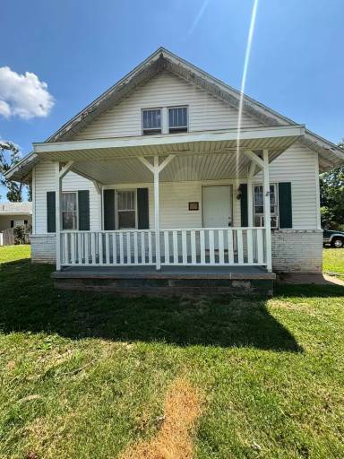Main picture of 202 N Scenic Ave