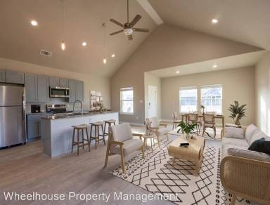 Main picture of Valley Oaks Duplexes