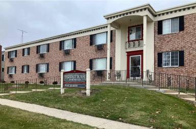 Main picture of 620 S Main St