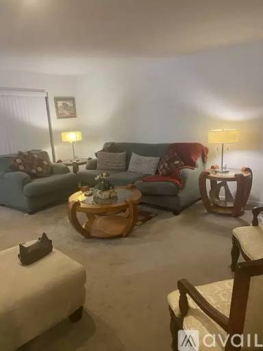 Main picture of 1662 Hawaii Dr E