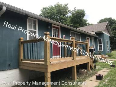 Main picture of 301 W Mechanic St