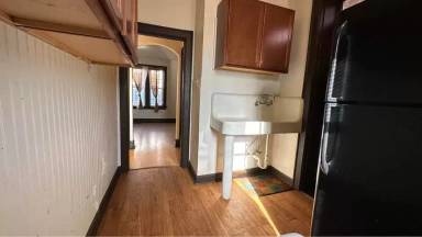Main picture of 4217 Neosho St