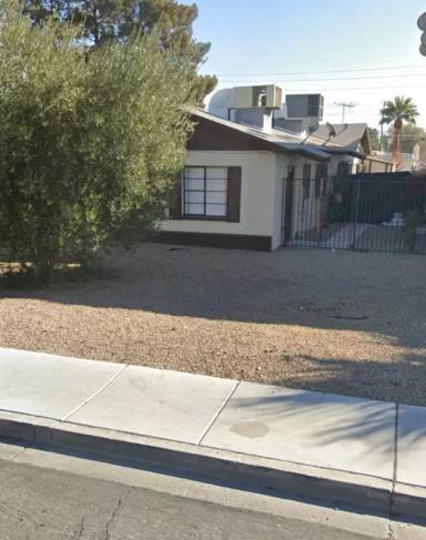 Main picture of 417 S 13 St