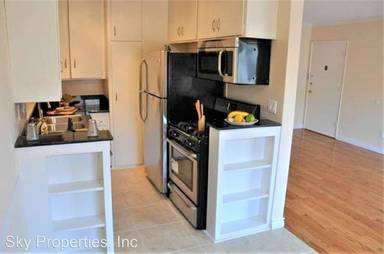 Main picture of 5618 Harold Way