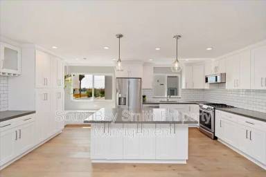 Main picture of 122 S Guadalupe Ave