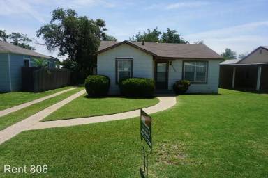 Main picture of 2209 39th St