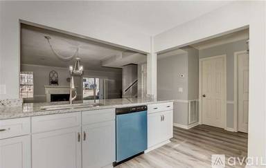 Main picture of 1046 Fairfax Dr