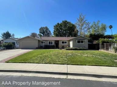 Main picture of 4428 Willowood Ct