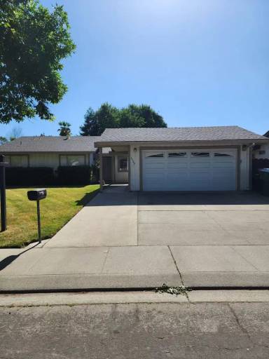 Main picture of 1520 Staci Ln