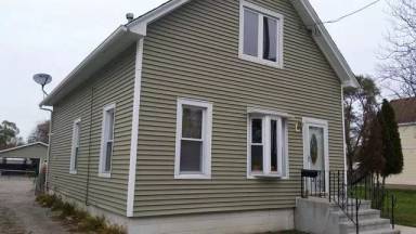 Main picture of 620 W 9th St