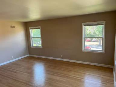 Main picture of Jones Street Apartments