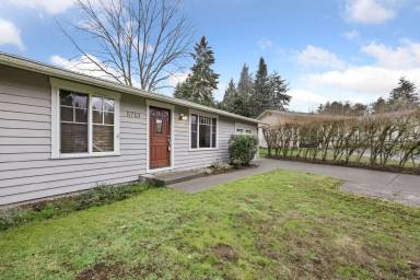 Main picture of 5713 37th Ct SE