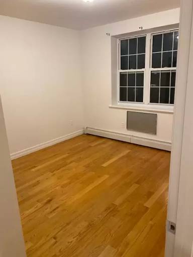 Main picture of 3740 92nd St