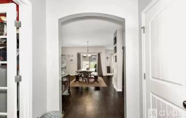 Main picture of 7709 N Catawba Cir NW