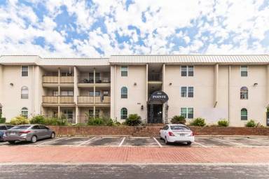 Main picture of The Pointe Condos