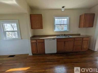 Main picture of 1224 Claremont Ave