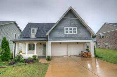 Main picture of 116 Walking Trail Way