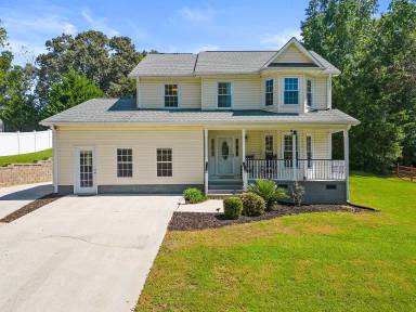 Main picture of 300 Spring Meadow Rd