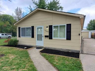 Main picture of 7609 Anna Ave