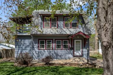 Main picture of 1215 N 10th St