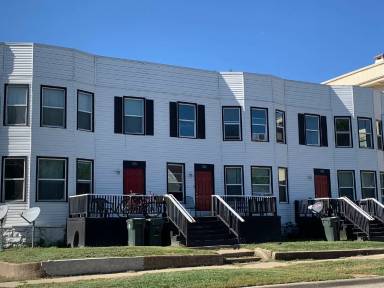 Main picture of 628 W 3rd St