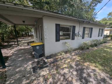 Main picture of 1056 Detroit Cir W