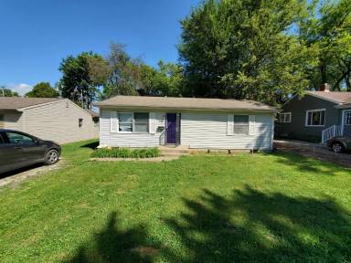 Main picture of 2522 E 7th St