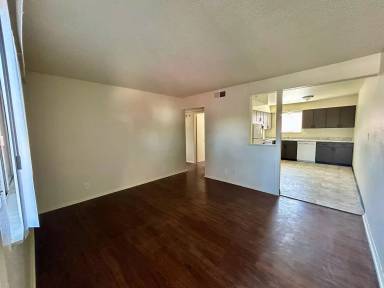 Main picture of 1295 Downard Ln