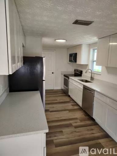 Main picture of 2224 1st St S