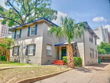 Main picture of 24 Pinedale St