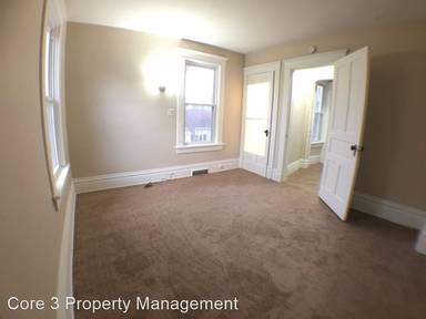 Main picture of 117 N Cedar Ave