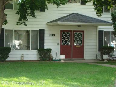 Main picture of 909 4th St