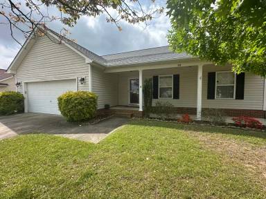 Main picture of 30 Macon Ct E