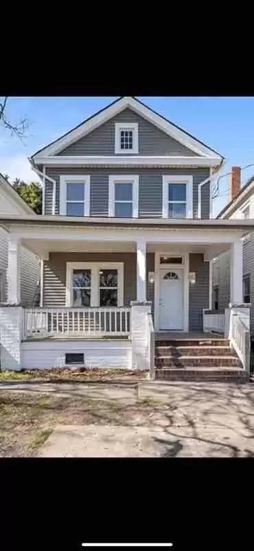 Main picture of 2006 Elm Ave