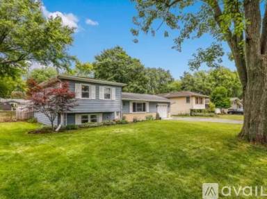 Main picture of 22W558 Tamarack Dr