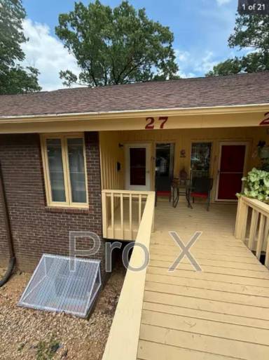 Main picture of 27 Britten Cir