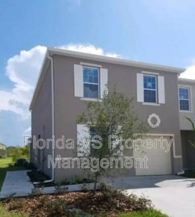 Main picture of 371 Arbor Lakes Dr