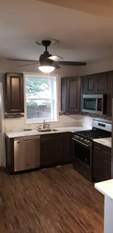 Main picture of 3940 Pine St