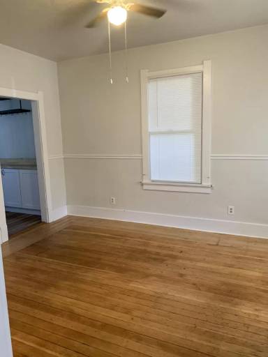 Main picture of 207 Steele St