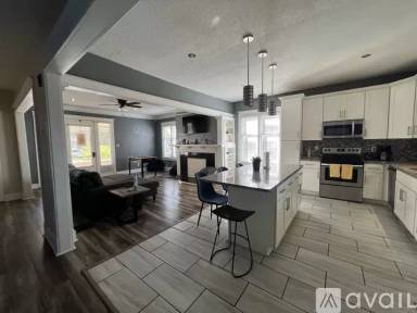 Main picture of 1184 Dorothy Pl