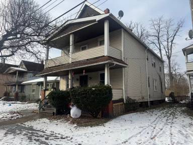 Main picture of 3724 W 13th St