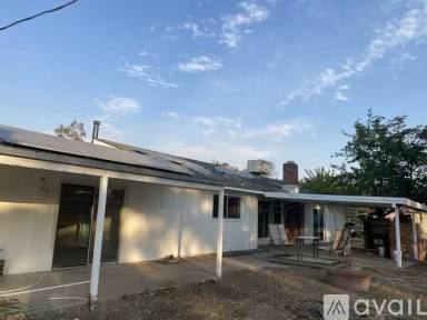 Main picture of 25604 Auberry Rd